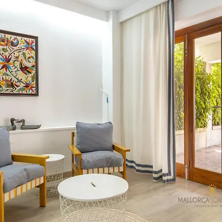 Ground Floor Apartment On Pine Walk * Port de Pollenca