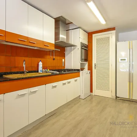Ground Floor Apartment On Pine Walk *